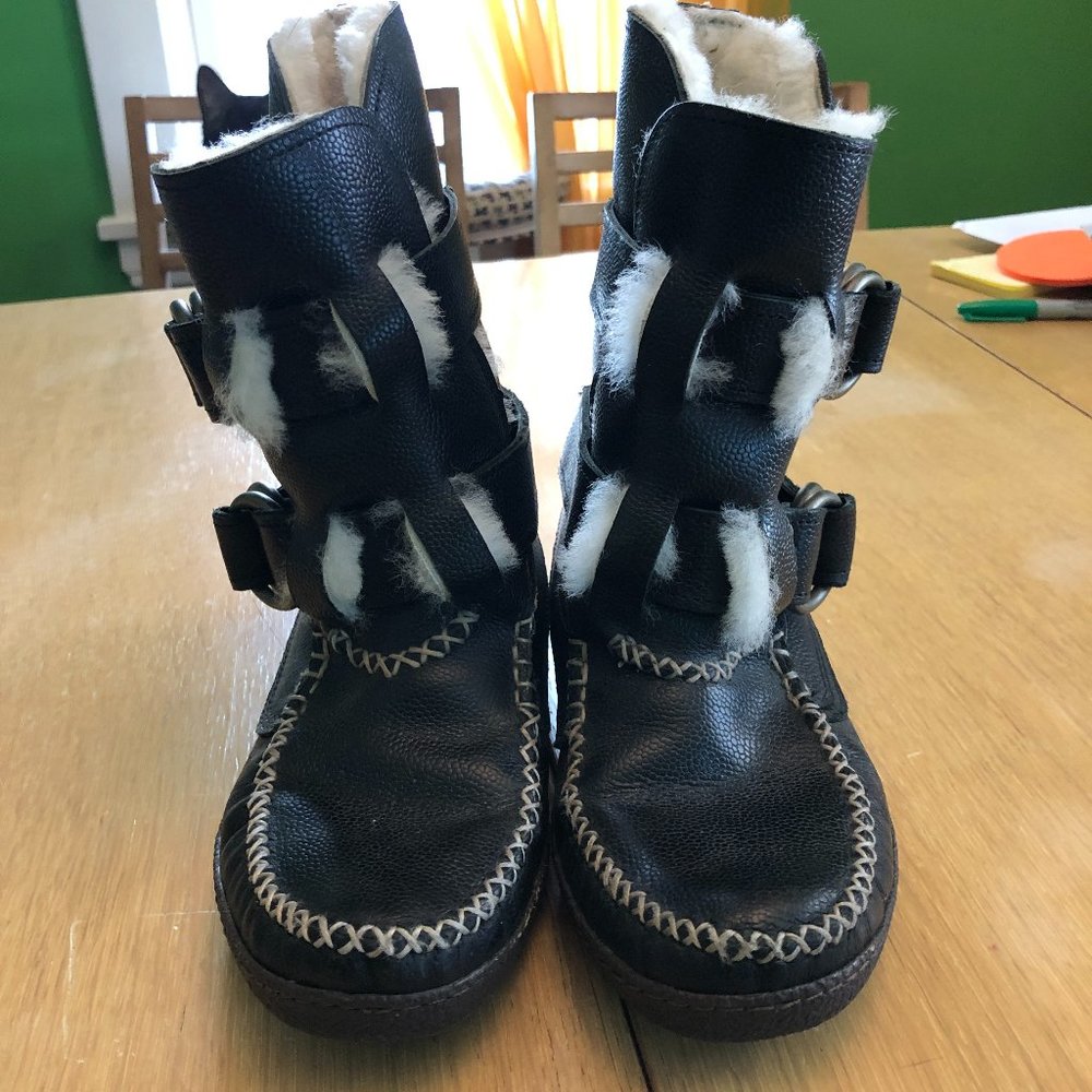 Quoddy Vibram Two buckle boots size 6